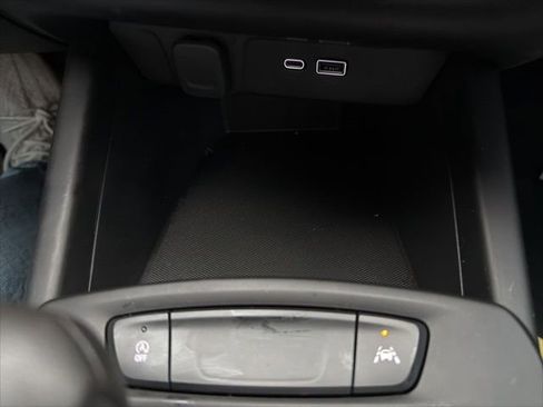 Used 2024 Chevrolet Trax LS image 23