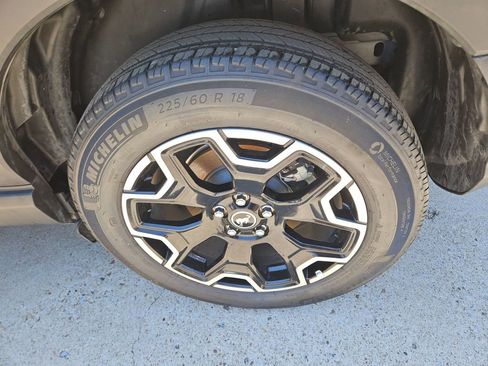 Used 2025 Ford Bronco Sport Outer Banks w/ Outer Banks Tech Package+ AWD/4WD image 24