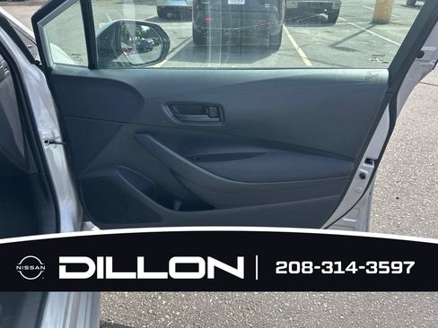 Used 2025 Toyota Corolla LE FWD image 13