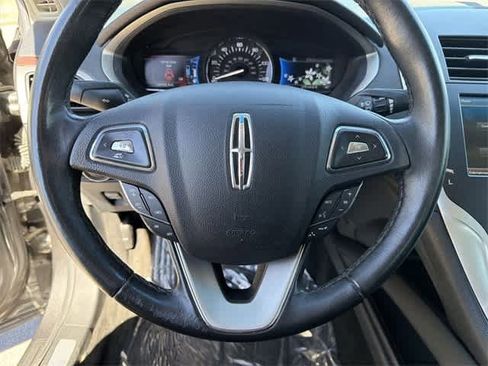Used 2016 Lincoln MKZ Hybrid image 21