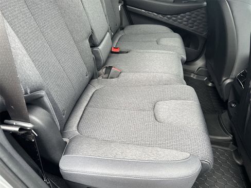 Used 2023 Hyundai Santa Fe SEL w/ Cargo Package image 15