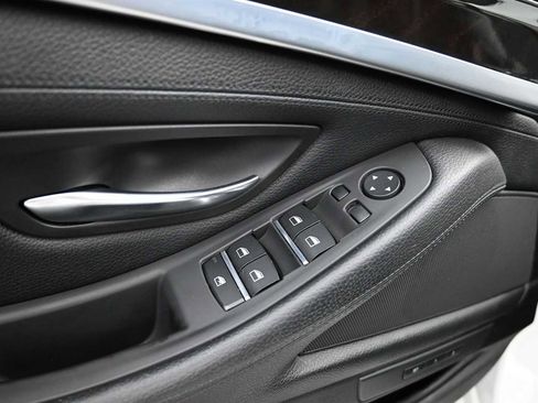 Used 2015 BMW 528i Sedan RWD image 9