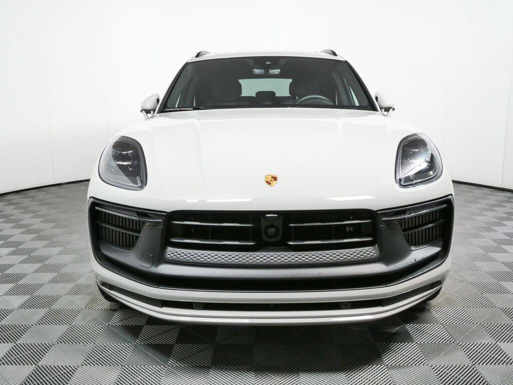 Certified 2026 Porsche Macan GTS AWD/4WD image 38
