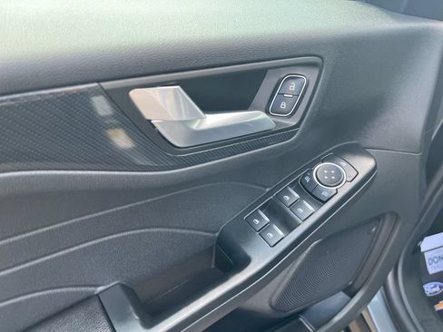 Used 2025 Ford Escape ST-Line AWD/4WD image 10