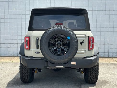 New 2026 Ford Bronco Outer Banks w/ Sasquatch Package AWD/4WD image 5