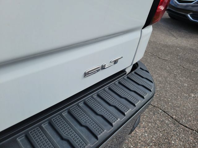 Used 2024 GMC Sierra 1500 SLT AWD/4WD image 8