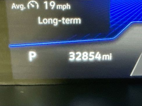 Used 2023 Volkswagen Tiguan SE R-Line image 16