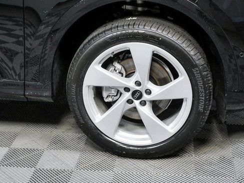 New 2025 Audi Q5 Premium Plus image 39