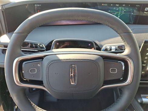 New 2026 Lincoln Nautilus Reserve w/ Jet Appearance Package image 9