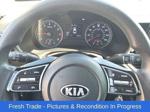 Used 2021 Kia Forte LXS FWD image 12