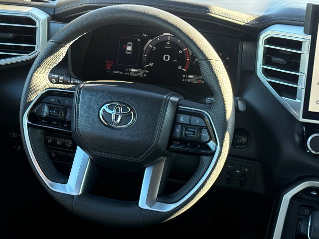 Used 2025 Toyota Sequoia Platinum AWD/4WD image 14