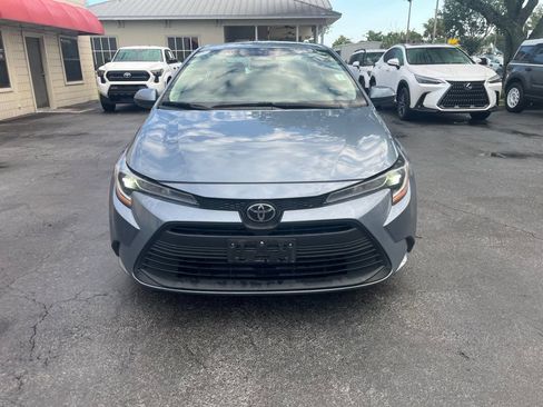 Used 2024 Toyota Corolla LE FWD image 7
