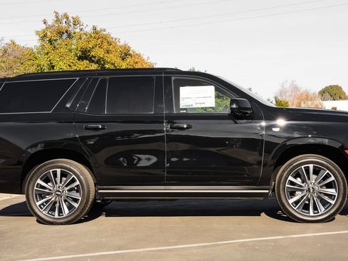 New 2026 Cadillac Escalade Sport w/ Touring Package AWD/4WD image 7