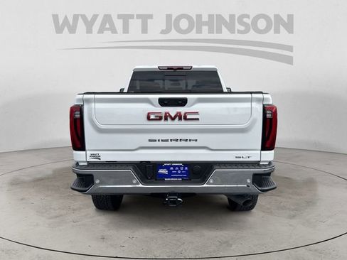 Used 2025 GMC Sierra 2500 SLT image 4