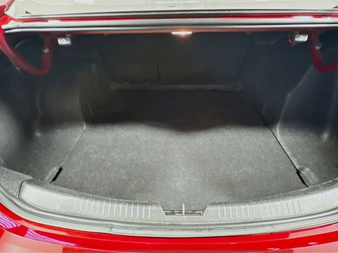 Used 2021 Chevrolet Malibu RS FWD image 26