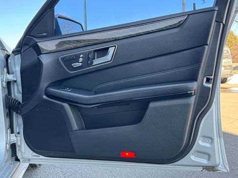 Used 2016 Mercedes-Benz E 350 E 350 Luxury image 89