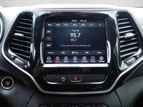 Used 2019 Jeep Cherokee Limited w/ Trailer Tow Group AWD/4WD image 15