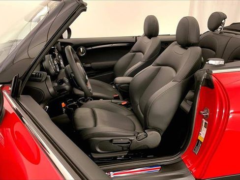 Used 2020 MINI Cooper S image 13