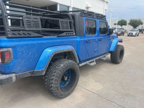 Used 2021 Jeep Gladiator Sport AWD/4WD image 6