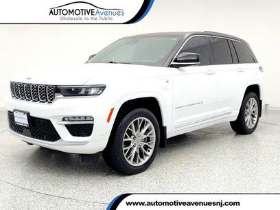 Used 2022 Jeep Grand Cherokee Summit w/ Advanced Protech Group IV