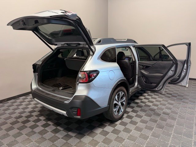 Used 2022 Subaru Outback Limited AWD/4WD image 29