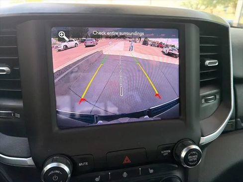 Used 2020 RAM 1500 Big Horn AWD/4WD image 29