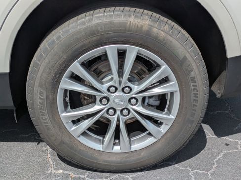 Certified 2023 Cadillac XT5 Premium Luxury w/ LPO, Floor Liner Package AWD/4WD image 10