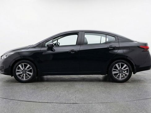 Used 2025 Nissan Versa SV FWD image 3