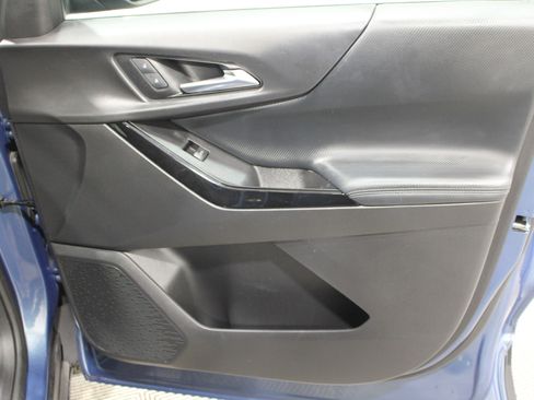 Used 2025 Chevrolet Equinox LT image 24