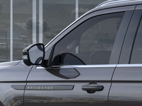 New 2026 Lincoln Navigator L Black Label AWD/4WD image 20