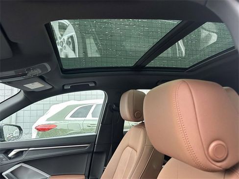 Used 2024 Audi Q3 2.0T Premium Plus image 24