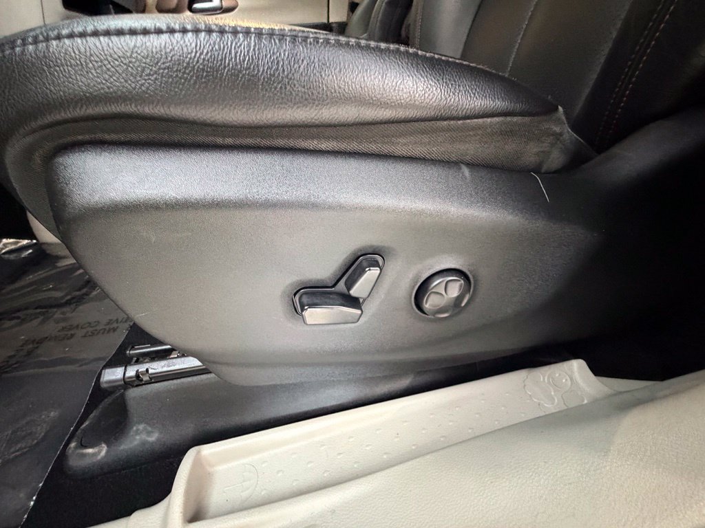 Used 2019 Chrysler Pacifica Touring-L w/ Advanced Safetytec Group FWD image 37