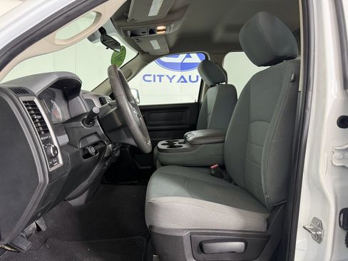 Used 2017 RAM 1500 Express image 16