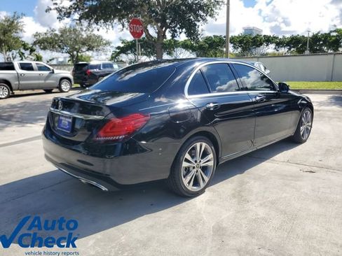Used 2019 Mercedes-Benz C 300 Sedan image 4