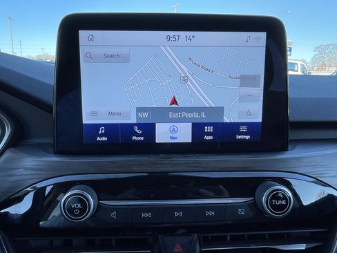 Used 2020 Ford Escape Titanium image 35