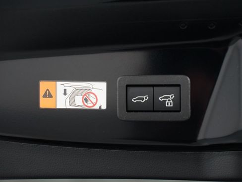 New 2026 Toyota Prius Plug-In Hybrid image 36