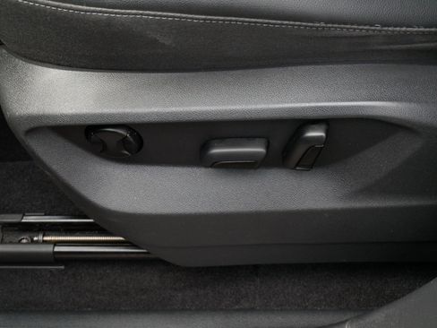 Used 2018 Volkswagen Atlas SE FWD image 20
