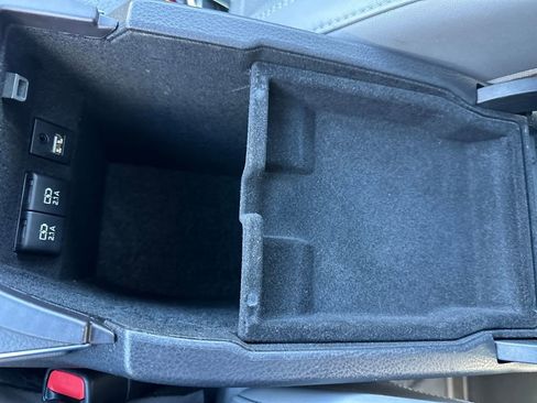 Used 2020 Toyota Avalon Limited w/ Advanced Safety Package image 28