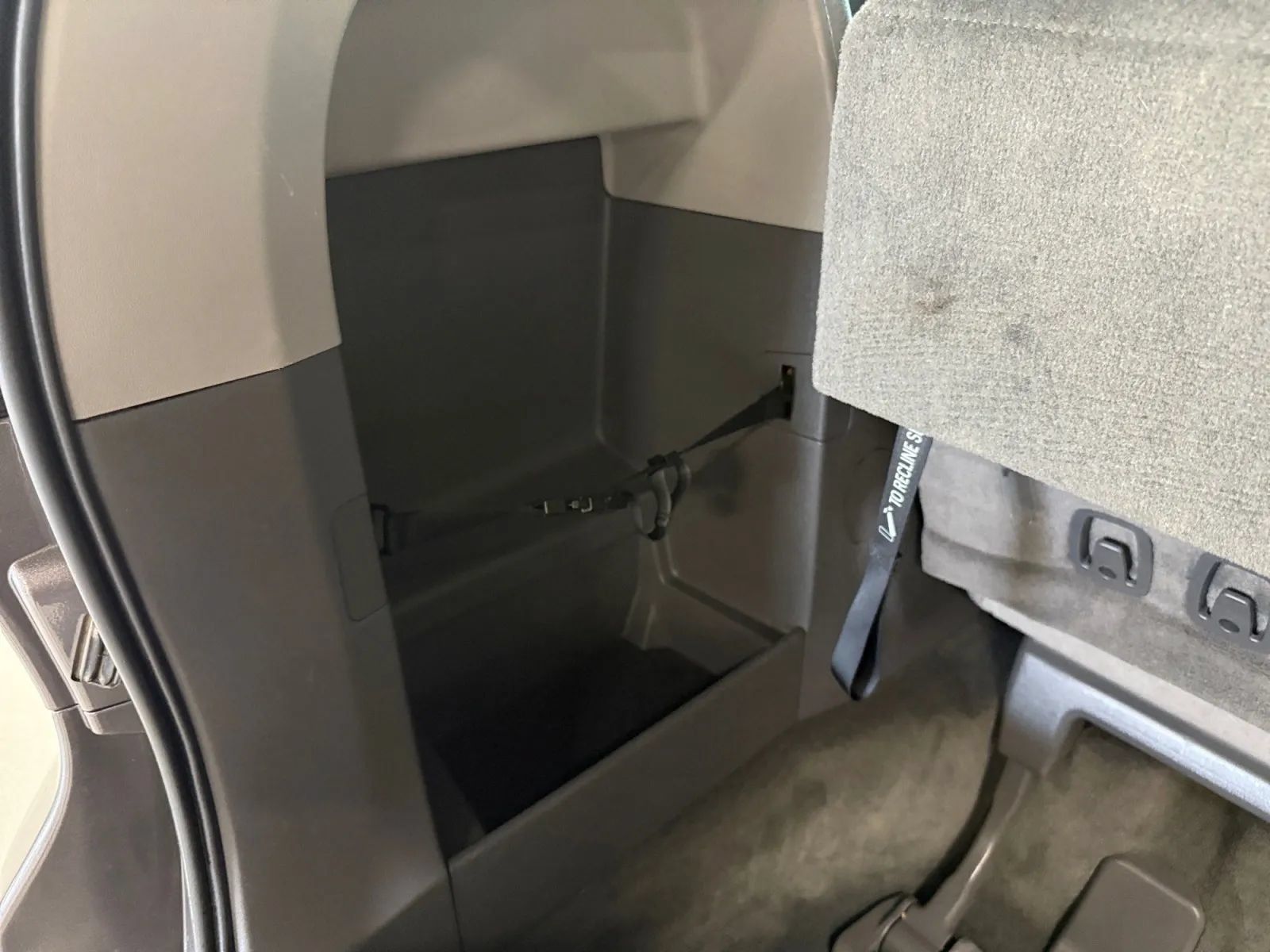 Used 2019 Toyota Sienna XLE FWD image 27