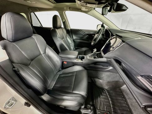 Used 2024 Subaru Outback Touring AWD/4WD image 29