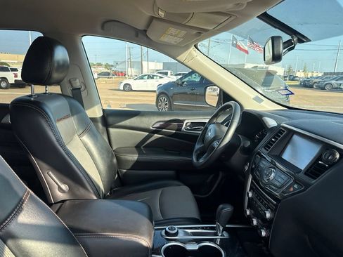 Used 2019 Nissan Pathfinder SV w/ Rock Creek Edition AWD/4WD image 23
