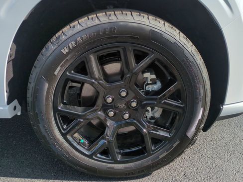 New 2025 Ford Maverick Lobo image 11