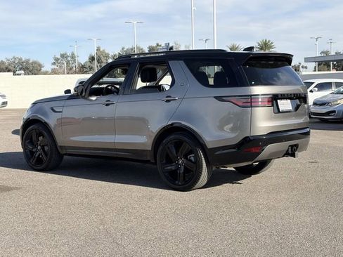 Used 2025 Land Rover Discovery Dynamic SE image 30