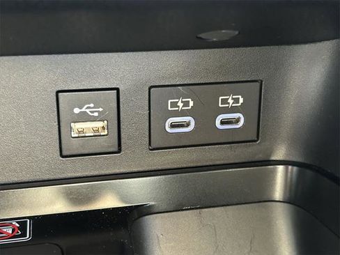 Certified 2025 Toyota Camry SE image 27