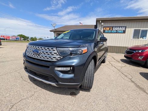 Used 2022 Ford Explorer Platinum w/ Equipment Group 601A AWD/4WD image 24