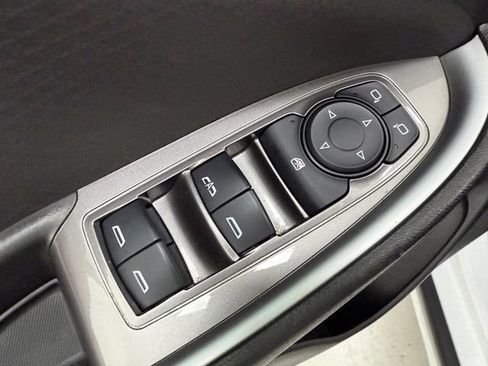 Used 2025 Chevrolet Malibu LT FWD image 29