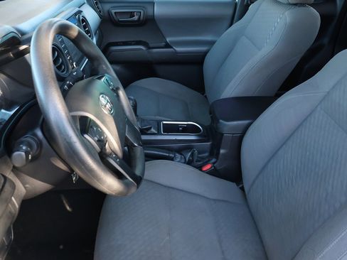 Used 2022 Toyota Tacoma SR image 14