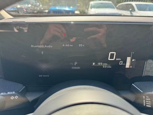 Used 2026 Nissan Kicks SV FWD image 4