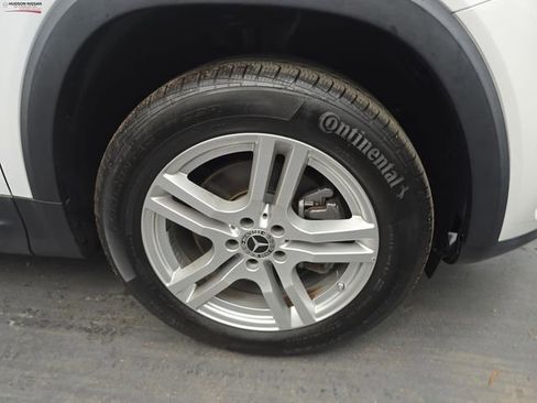 Used 2022 Mercedes-Benz GLB 250 4MATIC image 12