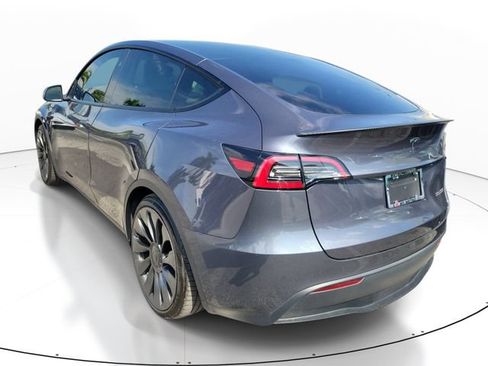 Used 2023 Tesla Model Y Long Range AWD/4WD image 3